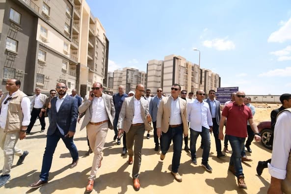 وزير الإسكان يطلع على الموقف التنفيذي لمشروع سكن مصر والوحدات المتبقي تسليمها وزير الإسكان يطلع على الموقف التنفيذي لمشروع سكن مصر والوحدات المتبقي تسليمها