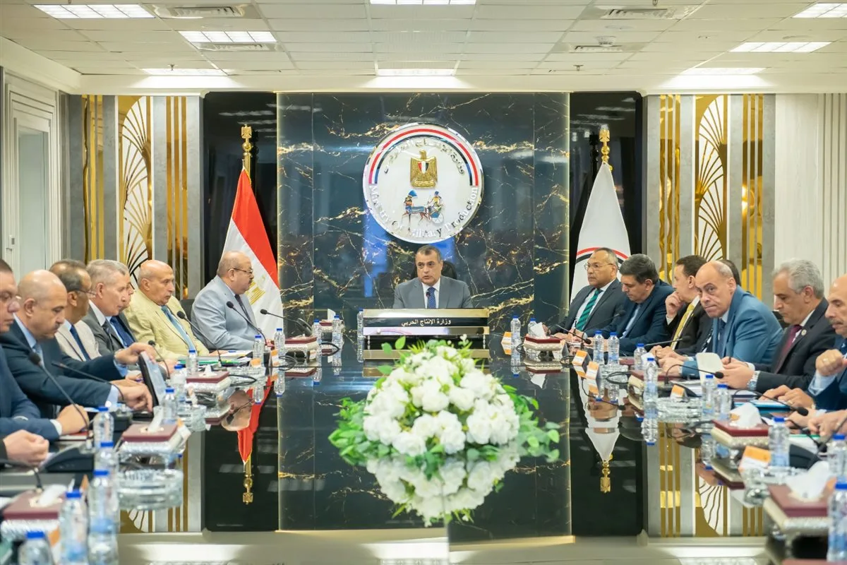 وزير الإنتاج الحربي: إدخال أحدث تقنيات التصنيع العسكري والمدني إلى خطوط الإنتاج