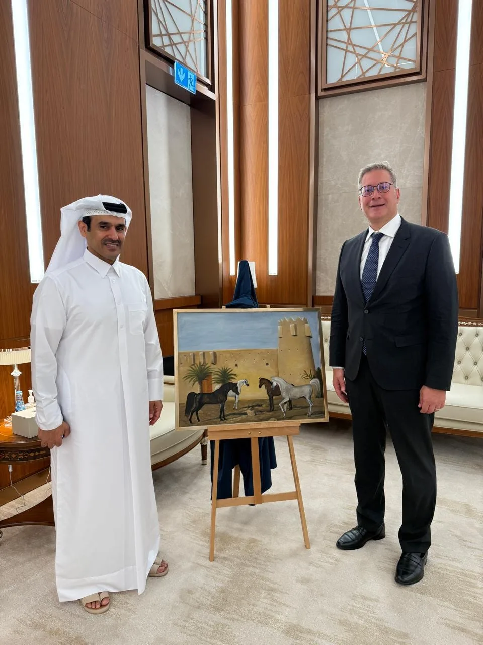 وزير البترول يجري محادثات في قطر لتعزيز التعاون في مجال الغاز وتوقيع اتفاقيات توريد طويلة الأمد. وزير البترول يجري محادثات في قطر لتعزيز التعاون في مجال الغاز وتوقيع اتفاقيات توريد طويلة الأمد.