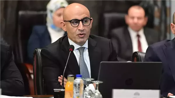 وزير التعليم يوجه بصرف مستحقات معلمي الحصة ويعلن مواعيد امتحانات 2026 وزير التعليم يوجه بصرف مستحقات معلمي الحصة ويعلن مواعيد امتحانات 2026