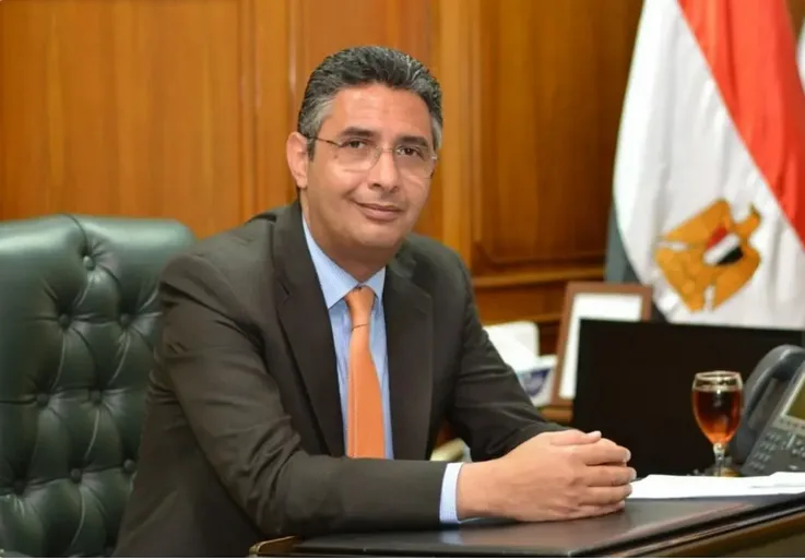 وزير التموين: نعمل على تحقيق موقف آمن من الاحتياطي الاستراتيجي للسلع الأساسية وزير التموين: نعمل على تحقيق موقف آمن من الاحتياطي الاستراتيجي للسلع الأساسية