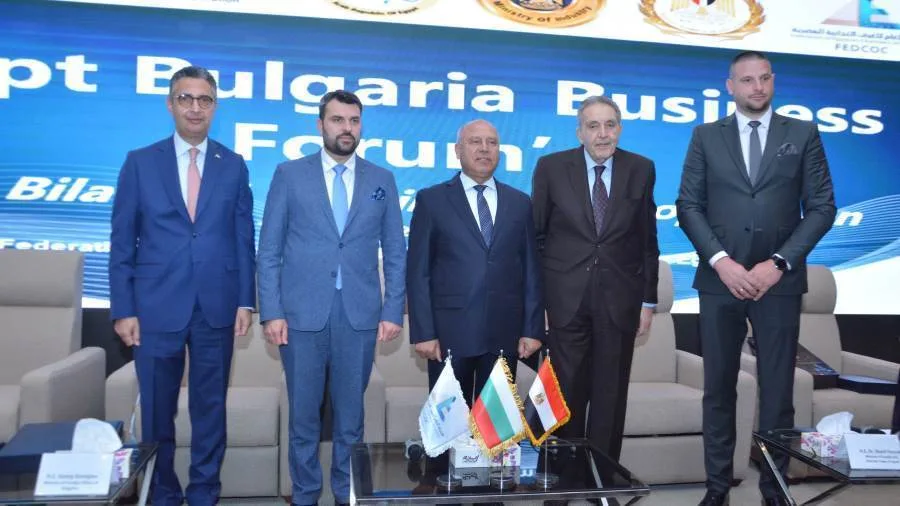وزير التموين يشارك في المنتدى الاقتصادي المصري البلغاري ويشدد على ضرورة تعزيز التعاون الاستراتيجي بين الدولتين. وزير التموين يشارك في المنتدى الاقتصادي المصري البلغاري ويشدد على ضرورة تعزيز التعاون الاستراتيجي بين الدولتين.