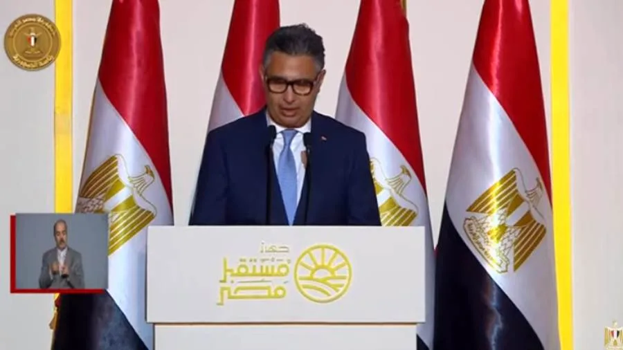 وزير التموين يقدم للرئيس: المخزون من السلع الأساسية آمن ويكفي لستة أشهر