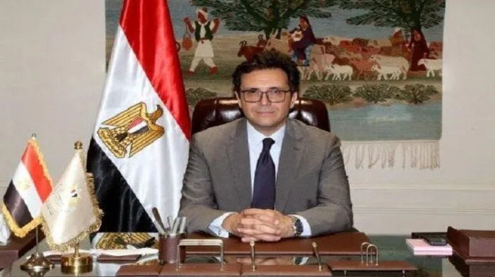 وزير الثقافة: الاستعدادات الأخيرة لافتتاح قاعات ثقافية جديدة في القاهرة والمحافظات قريبًا وزير الثقافة: الاستعدادات الأخيرة لافتتاح قاعات ثقافية جديدة في القاهرة والمحافظات قريبًا