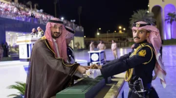 وزير الحرس الوطني يشرف على احتفال تخرج طلاب كلية الملك خالد