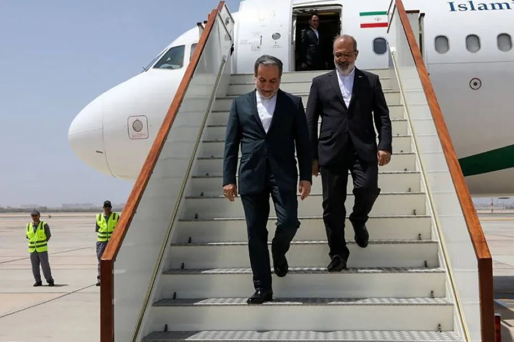 وزير الخارجية الإيراني بعد محادثات مع الولايات المتحدة: لا مجال للتنازل بشأن تخصيب اليورانيوم وزير الخارجية الإيراني بعد محادثات مع الولايات المتحدة: لا مجال للتنازل بشأن تخصيب اليورانيوم