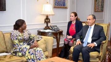 وزير الخارجية: تشكيل مجموعة الصداقة البرلمانية المصرية-الإيفورية لتعزيز التعاون البرلماني بين البلدين