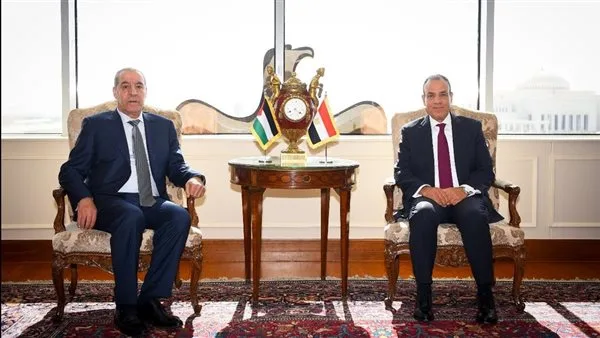 وزير الخارجية: مستمرون في جهود الوساطة لوقف إطلاق النار بغزة.. ونرفض استخدام إسرائيل التجويع كسياسة للعقاب الجماعي وزير الخارجية: مستمرون في جهود الوساطة لوقف إطلاق النار بغزة.. ونرفض استخدام إسرائيل التجويع كسياسة للعقاب الجماعي