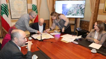 وزير الداخلية يرأس اجتماعاً تحضيرياً للانتخابات جنوباً