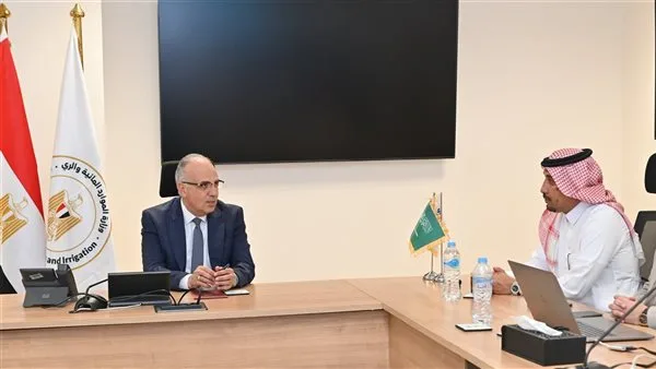 وزير الري: خطة لتطوير عملية إدارة وتوزيع المياه في مصر وزير الري: خطة لتطوير عملية إدارة وتوزيع المياه في مصر