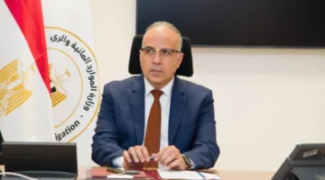 وزير الري يتابع أعمال تطهير الترع بالمنوفية