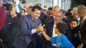 وزير الرياضة ومحافظ القاهرة ورئيس نادي الزهور  يفتتحون 9 ملاعب بفرع مدينة نصر