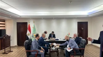 وزير الزراعة يبحث مع أعضاء مجلسي النواب والشيوخ التوسع في تخصيص مساحات لمشروعات النفع العام