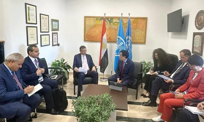 وزير الزراعة يجتمع بالمدير العام لمنظمة “الفاو” لمناقشة سبل تعزيز التعاون المشترك وزير الزراعة يجتمع بالمدير العام لمنظمة “الفاو” لمناقشة سبل تعزيز التعاون المشترك