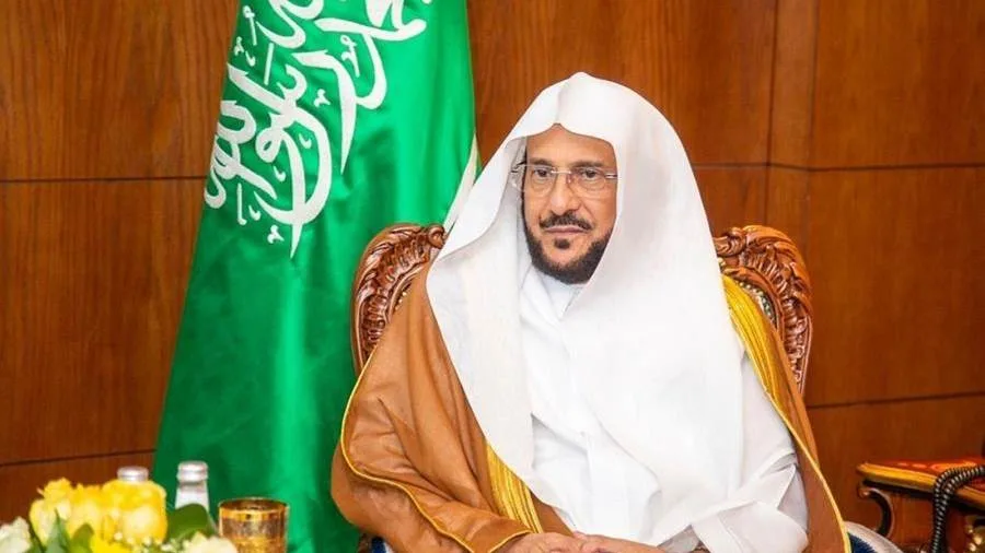 وزير الشؤون الإسلامية يفتتح ثمانية مشاريع لتحسين المساجد في المشاعر المقدسة وزير الشؤون الإسلامية يفتتح ثمانية مشاريع لتحسين المساجد في المشاعر المقدسة