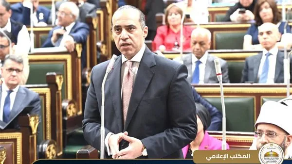 وزير الشؤون النيابية عن مشروع قانون إصدار الفتوى: لتنظيم الخطاب الديني وضبط الساحة الدعوية دون المساس بالحريات وزير الشؤون النيابية عن مشروع قانون إصدار الفتوى: لتنظيم الخطاب الديني وضبط الساحة الدعوية دون المساس بالحريات