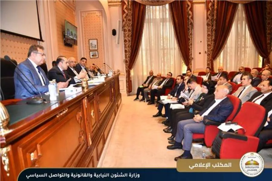 وزير الشؤون النيابية يشارك في اجتماع لمناقشة مشروع قانون تنظيم خدمات مياه الشرب