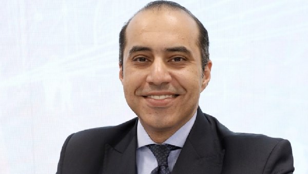 وزير الشئون النيابية مهنئا العمال بعيد أول مايو: حجر الأساس في التنمية وزير الشئون النيابية مهنئا العمال بعيد أول مايو: حجر الأساس في التنمية