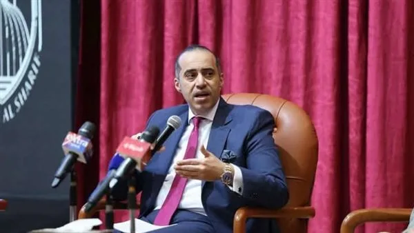 وزير الشئون النيابية: نحتاج إلى ضبط المحتوى القيمي والأخلاقي المنشور عبر الإنترنت وزير الشئون النيابية: نحتاج إلى ضبط المحتوى القيمي والأخلاقي المنشور عبر الإنترنت