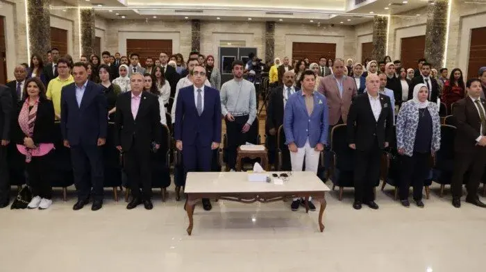 وزير الشباب والرياضة ونائب محافظ الإسماعيلية يشهدان ختام القمة المصرية الأوروبية للقيادات الشبابية الإعلامية في نسختها الرابعة وزير الشباب والرياضة ونائب محافظ الإسماعيلية يشهدان ختام القمة المصرية الأوروبية للقيادات الشبابية الإعلامية في نسختها الرابعة