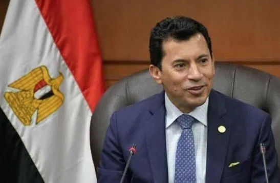 وزير الرياضة يبرز ضرورة تعزيز الدعم للأندية ومراكز الشباب في جميع المحافظات وزير الرياضة يبرز ضرورة تعزيز الدعم للأندية ومراكز الشباب في جميع المحافظات
