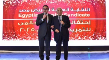«وزير الصحة»: التمريض له الفضل فى انتظام العمل بالمستشفيات المصرية