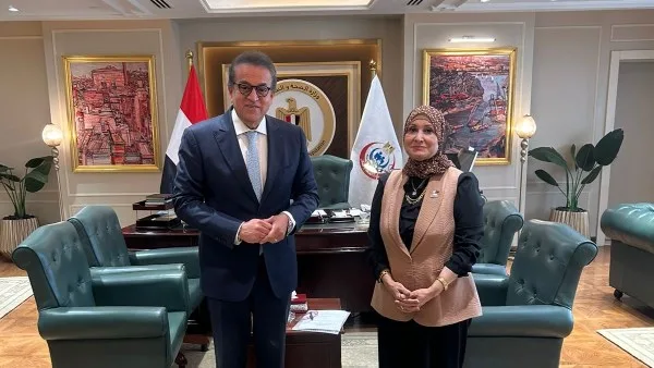 وزير الصحة يؤكد دعمه للتمريض ويشارك في احتفالية اليوم العالمي للمهنة وزير الصحة يؤكد دعمه للتمريض ويشارك في احتفالية اليوم العالمي للمهنة