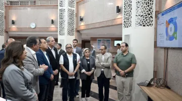 وزير الصحة يستعرض الخريطة الصحية خلال جولة بالغربية