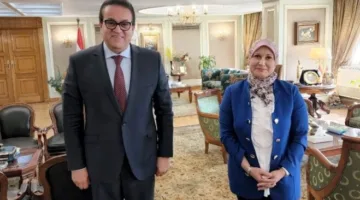 وزير الصحة يستقبل نقيب التمريض لبحث تطوير التدريب المهني وتعميم الأدلة الاسترشادية