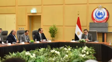 وزير الصحة يقود الاجتماع الأول للجنة العليا لتطوير استراتيجية وطنية شاملة لحماية المرضى.