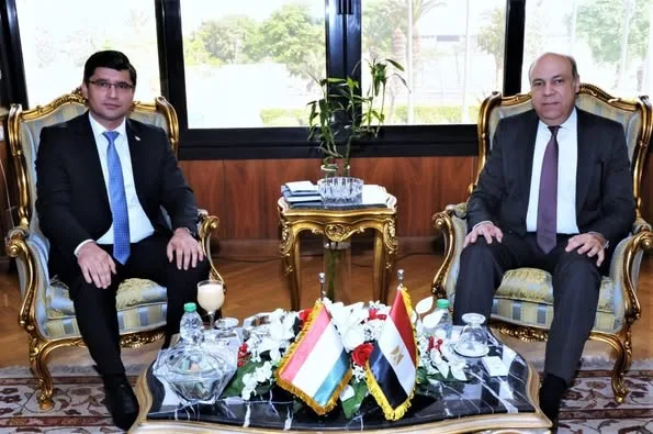 وزير الطيران: حريصون على مد جسور التواصل مع الدول الصديقة لتيسير الربط الجوي الإقليمي والدولي وزير الطيران: حريصون على مد جسور التواصل مع الدول الصديقة لتيسير الربط الجوي الإقليمي والدولي