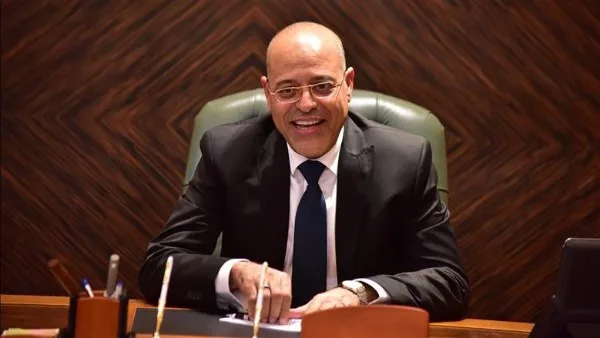 وزير العمل: القانون الجديد متوازن ويراعي حقوق وواجبات أصحاب العمل والعمال وزير العمل: القانون الجديد متوازن ويراعي حقوق وواجبات أصحاب العمل والعمال