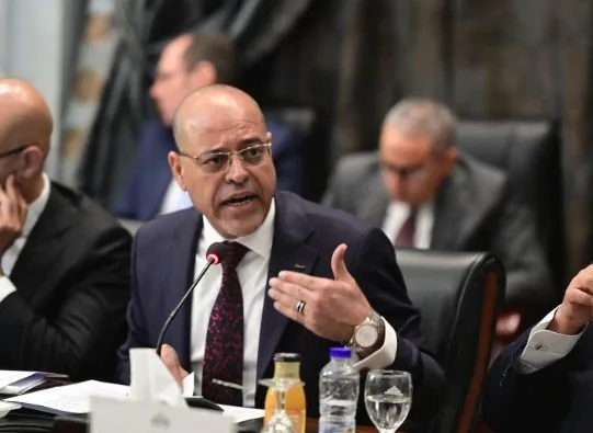 «وزير العمل»: وقعنا اتفاقية بـ 10 ملايين جنيه لتدريب عمال مصريين «وزير العمل»: وقعنا اتفاقية بـ 10 ملايين جنيه لتدريب عمال مصريين