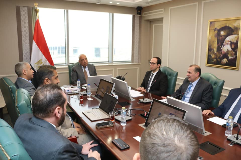 وزير الكهرباء يبحث مع «ساي شيلد» تطورات تشغيل منظومة الشحن الموحد وتأمين بيانات العدادات وزير الكهرباء يبحث مع «ساي شيلد» تطورات تشغيل منظومة الشحن الموحد وتأمين بيانات العدادات