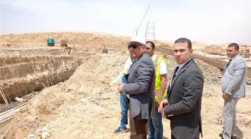 وزير الكهرباء يتابع تطورات مشروع برجَي عبور قناة السويس وخط الربط الكهربائي بين مصر والسعودية