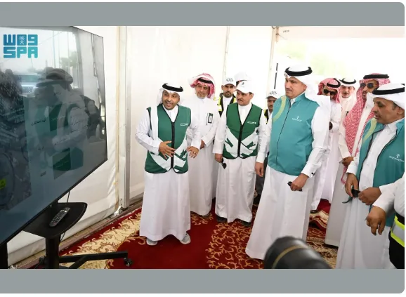 وزير النقل والخدمات اللوجستية يطلق توسعة في مبادرتي “الطرق المطاطية والباردة”