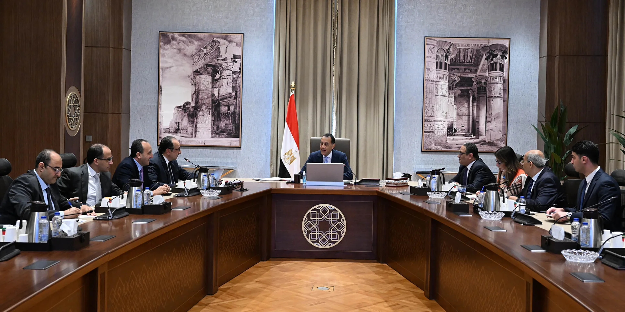 وزير قطاع الأعمال: نتوقع مبيعات تبلغ 4 مليارات جنيه في المرحلة الأولى من “هليوبوليس الجديدة” وزير قطاع الأعمال: نتوقع مبيعات تبلغ 4 مليارات جنيه في المرحلة الأولى من “هليوبوليس الجديدة”