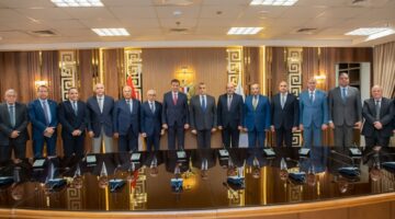 وزيرا الإنتاج الحربى والزراعة يشهدان توقيع اتفاقية للاستفادة من المنتجات الزراعية وتسويقها