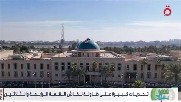 وزيرا خارجية الكويت والبحرين يقودان وفدي بلديهما في القمة العربية