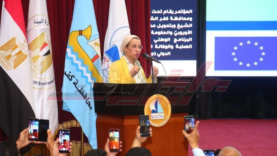 وزيرة البيئة: إنشاء 27 مركزًا للمدافن الصحية و20 مصنعًا للتدوير بميزانية تصل إلى 26 مليار جنيه وزيرة البيئة: إنشاء 27 مركزًا للمدافن الصحية و20 مصنعًا للتدوير بميزانية تصل إلى 26 مليار جنيه