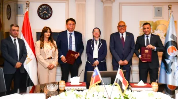 وزيرة البيئة ورئيس العربية للتصنيع يشهدان توقيع اتفاقيات لتنفيذ مشروعات مشتركة