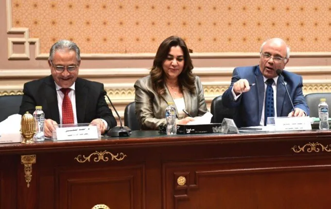 وزيرة التنمية: «الإسكان» هي المسئولة عن تعويض المتضررين من مشروع قانون الإيجار القديم وزيرة التنمية: «الإسكان» هي المسئولة عن تعويض المتضررين من مشروع قانون الإيجار القديم