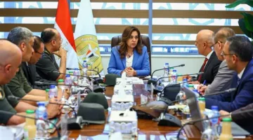 وزيرة التنمية المحلية تتابع قضايا التصالح ورخص البناء وتؤكد تسهيل الإجراءات للمواطنين