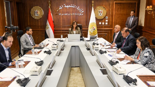 “عوض” لسكرتيري العموم : انزلوا للشارع ..إحنا مش بتوع قعدة مكاتب “عوض” لسكرتيري العموم : انزلوا للشارع ..إحنا مش بتوع قعدة مكاتب