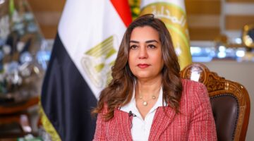 وزيرة التنمية للمحافظين: «انزلوا الشارع إحنا مش بتوع قعدة مكاتب»