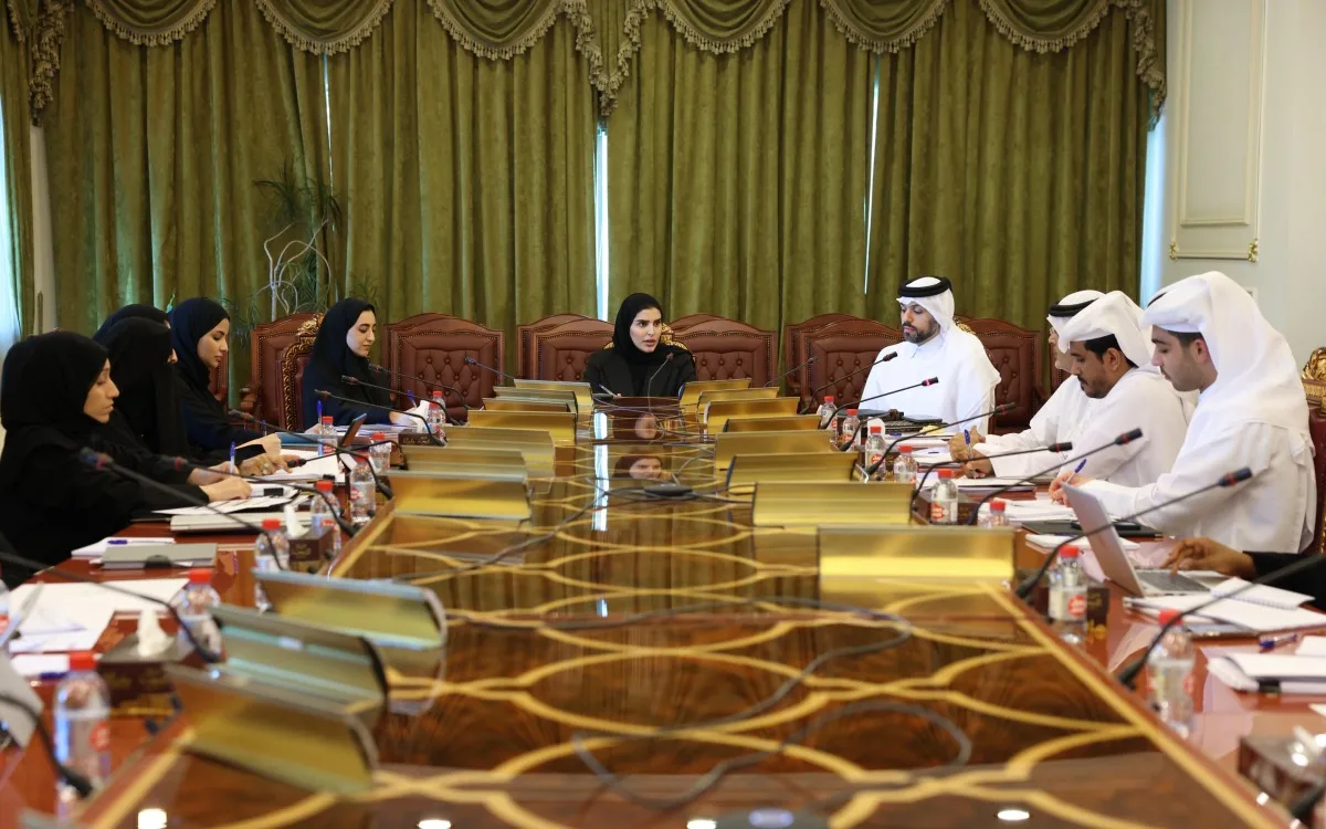 وزيرة الدولة للتعاون الدولي ترأس اجتماع فريق إعداد تقرير قطر أمام لجنة حقوق الطفل في جنيف وزيرة الدولة للتعاون الدولي ترأس اجتماع فريق إعداد تقرير قطر أمام لجنة حقوق الطفل في جنيف