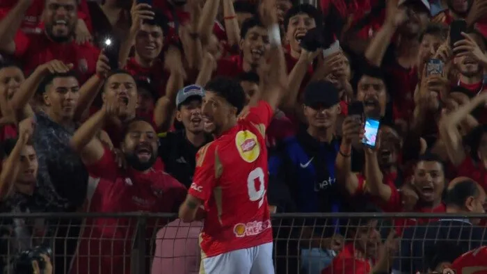 وسام أبو علي يحقق «سوبر هاتريك» للأهلي ضد فاركو في احتفال التتويج بالدوري «فيديو» وسام أبو علي يحقق «سوبر هاتريك» للأهلي ضد فاركو في احتفال التتويج بالدوري «فيديو»
