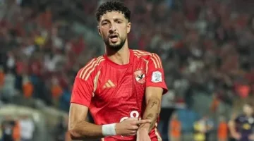 هاتريك مذهل.. وسام أبو علي يضيف الهدف الثالث للأهلي في مرمى فاركو