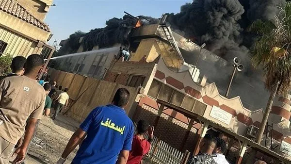 وصول مدير أمن الجيزة إلى موقع حريق بالمنطقة الصناعية في أكتوبر وصول مدير أمن الجيزة إلى موقع حريق بالمنطقة الصناعية في أكتوبر