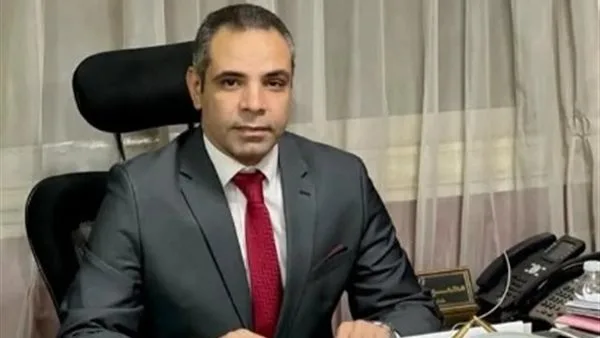 وعدهم بالسفر للخارج.. ضبط صاحب شركة خاصة استولى على 235 الف جنيهًا من 4 مواطنين في سوهاج وعدهم بالسفر للخارج.. ضبط صاحب شركة خاصة استولى على 235 الف جنيهًا من 4 مواطنين في سوهاج